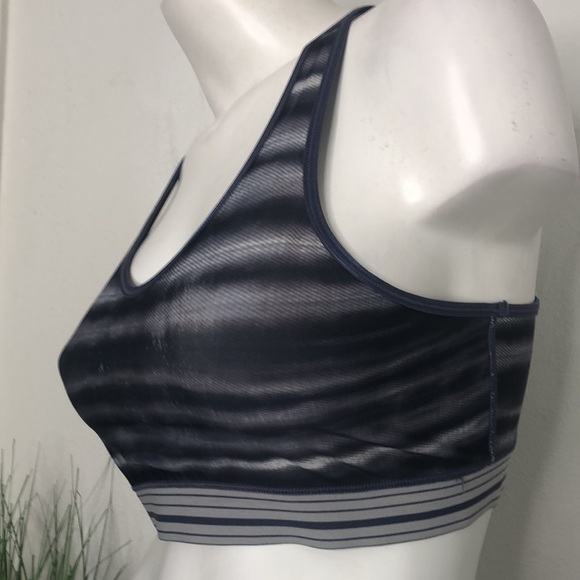 Under Armour Grey‎ Ombré Logo Sports Tank Top Bra Size Sz M /Medium - Picture 5 of 7